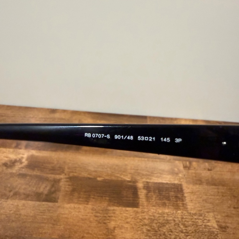 Ray-Ban RB0707S Sunglasses - Picture 4 of 6
